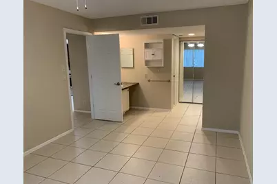 1544 SE Royal Green Circle #204, Port Saint Lucie, FL 34952 - Photo 13