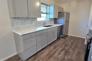 16 Lake Vista Trail, Port Saint Lucie, FL 34952 - Photo 5