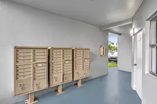 2309 Park Ln, Hollywood, FL 33021 - Photo 3