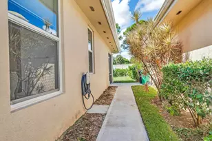 176 NW Bentley Cir, Port Saint Lucie, FL 34986 - Photo 35