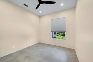 176 NW Bentley Cir, Port Saint Lucie, FL 34986 - Photo 27