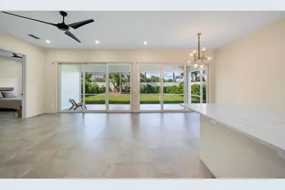 176 NW Bentley Circle, Port Saint Lucie, FL 34986 - Photo 5