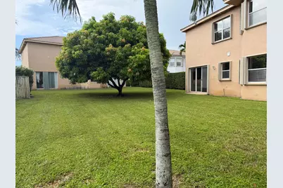 2243 Ridgewood Circle, Royal Palm Beach, FL 33411 - Photo 9