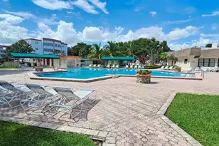 4270 NW 40th St, Lauderdale Lakes, FL 33319 - Photo 11