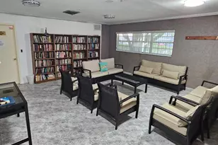 4270 NW 40th St, Lauderdale Lakes, FL 33319 - Photo 15