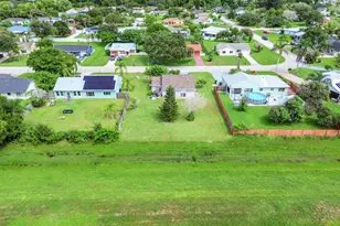 1549 SE South Balcourt, Port Saint Lucie, FL 34952 - Photo 19