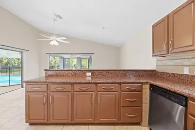 4790 NW 85th Avenue, Lauderhill, FL 33351 - Photo 15