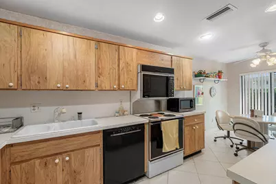 13 Westgate Lane #13B, Boynton Beach, FL 33436 - Photo 15