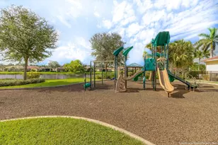 10017 Perfect Dr, Port Saint Lucie, FL 34986 - Photo 23