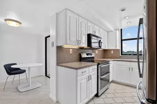 6463 La Costa Dr, Boca Raton, FL 33433 - Photo 9
