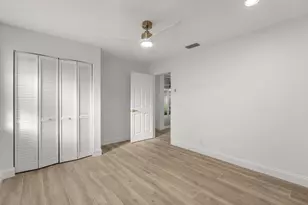 107 Golfview Ct, Palm Beach Gardens, FL 33418 - Photo 29