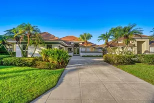 107 Golfview Ct, Palm Beach Gardens, FL 33418 - Photo 47