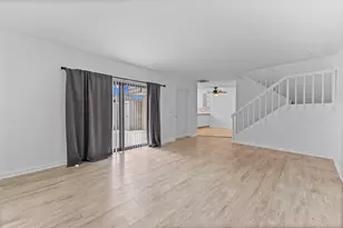 2523 25th Ln, Palm Beach Gardens, FL 33418 - Photo 5