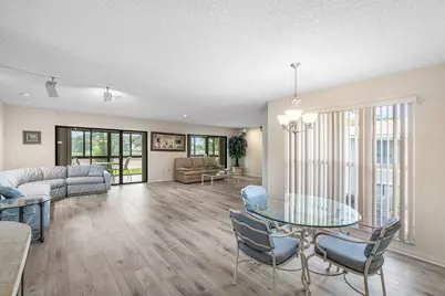 37 Stratford Lane W #D, Boynton Beach, FL 33436 - Photo 5