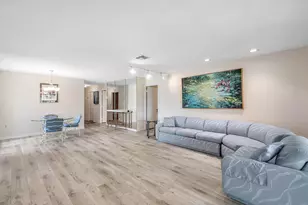 37 Stratford Ln W, Boynton Beach, FL 33436 - Photo 9
