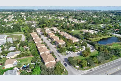 4704 Villas Santorini Drive, Lake Worth, FL 33461 - Photo 35