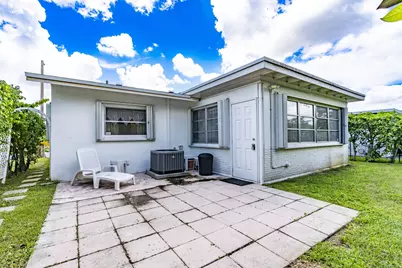 7307 NW 62nd Street, Tamarac, FL 33321 - Photo 15