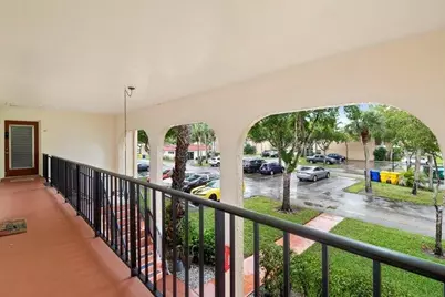 160 Lake Frances Drive, West Palm Beach, FL 33411 - Photo 9