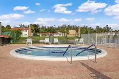 160 Lake Frances Drive, West Palm Beach, FL 33411 - Photo 7