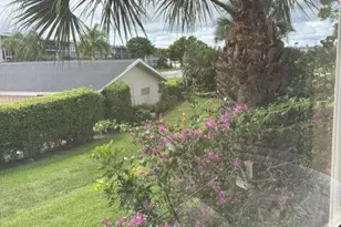 2562 Garden Dr N, Lake Worth, FL 33461 - Photo 21