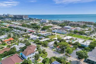 4422 Sea Grape Dr, Lauderdale by the Sea, FL 33308 - Photo 3