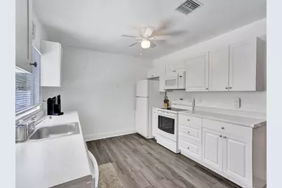 4422 Sea Grape Drive, Lauderdale by the Sea, FL 33308 - Photo 19