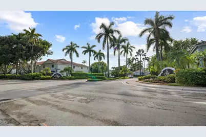 3636 San Simeon Circle, Weston, FL 33331 - Photo 5