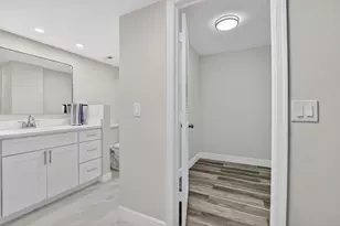 23247 Barwood Ln N, Boca Raton, FL 33428 - Photo 15