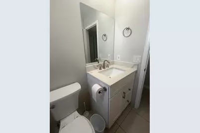 93 Normandy B, Delray Beach, FL 33484 - Photo 9