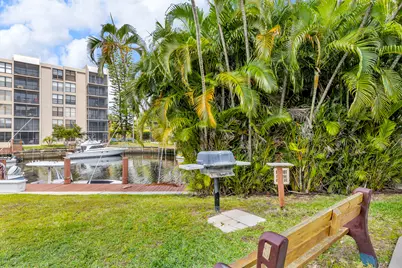 6 Royal Palm Way #307, Boca Raton, FL 33432 - Photo 11