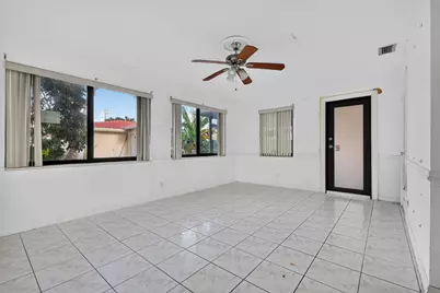 6102 NW 69th Avenue, Tamarac, FL 33321 - Photo 27