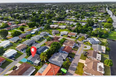 6102 NW 69th Avenue, Tamarac, FL 33321 - Photo 7