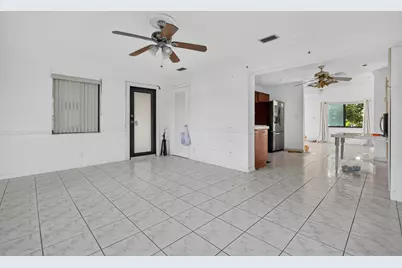 6102 NW 69th Avenue, Tamarac, FL 33321 - Photo 29