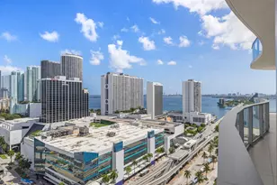 1400 Biscayne Blvd, Miami, FL 33132 - Photo 1