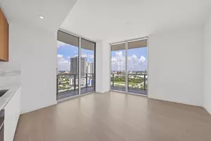 1400 Biscayne Blvd, Miami, FL 33132 - Photo 3