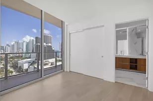 1400 Biscayne Blvd, Miami, FL 33132 - Photo 11