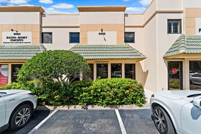 2682 SE Willoughby Boulevard, Stuart, FL  - Photo 3