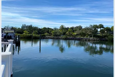 337 Oak Harbour Drive, Juno Beach, FL 33408 - Photo 3