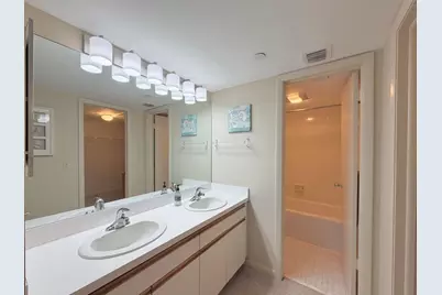 337 Oak Harbour Drive, Juno Beach, FL 33408 - Photo 25