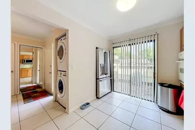 281 Amber Court, Royal Palm Beach, FL 33411 - Photo 11