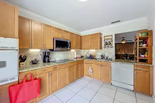 281 Amber Ct, Royal Palm Beach, FL 33411 - Photo 7