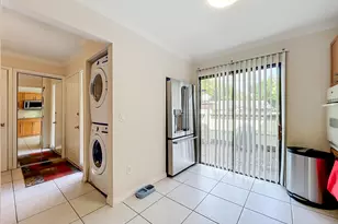 281 Amber Ct, Royal Palm Beach, FL 33411 - Photo 11