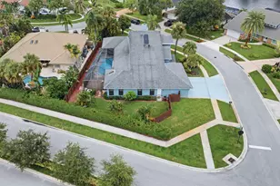 12871 La Rochelle Cir, Palm Beach Gardens, FL 33410 - Photo 45