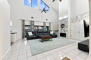 12871 La Rochelle Cir, Palm Beach Gardens, FL 33410 - Photo 7