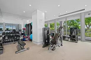 435 Bayshore Dr, Fort Lauderdale, FL 33304 - Photo 27