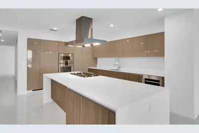 435 Bayshore Drive #803, Fort Lauderdale, FL 33304 - Photo 5