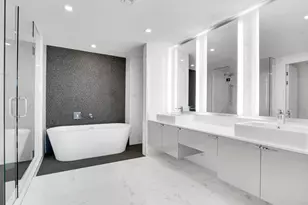 435 Bayshore Dr, Fort Lauderdale, FL 33304 - Photo 15