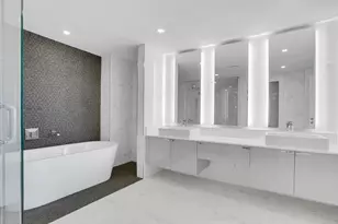 435 Bayshore Dr, Fort Lauderdale, FL 33304 - Photo 11