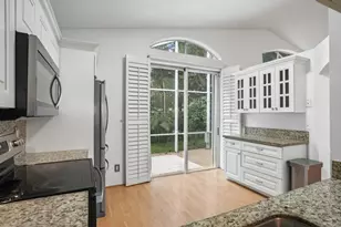 15298 SW 49th St, Davie, FL 33331 - Photo 21