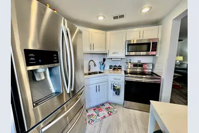 960 Crystal Lake #206, Deerfield Beach, FL 33064 - Photo 3